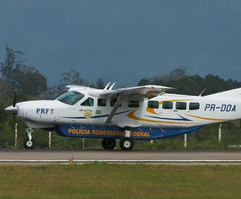 Lideres do PCC vão ser transferidos em avião da Polícia Rodoviária Federal, que já se encontra em Natal
