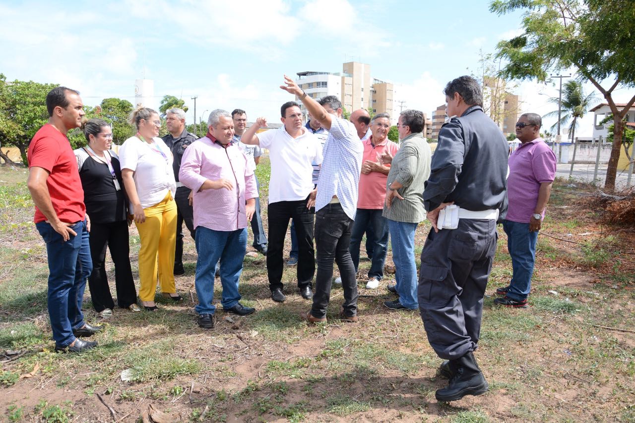 Governo e Prefeitura de Parnamirim vão melhorar tráfego em Pirangi do Sul
