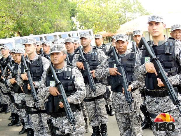 Especialistas criticam autorização para as Forças Armadas atuarem nos presídios