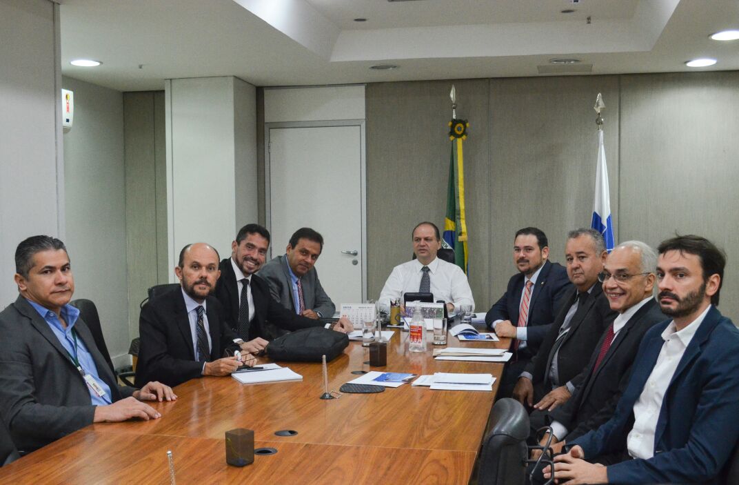 Beto Rosado e Carlos Eduardo garantem liberação de recursos para Natal no Ministério da Saúde