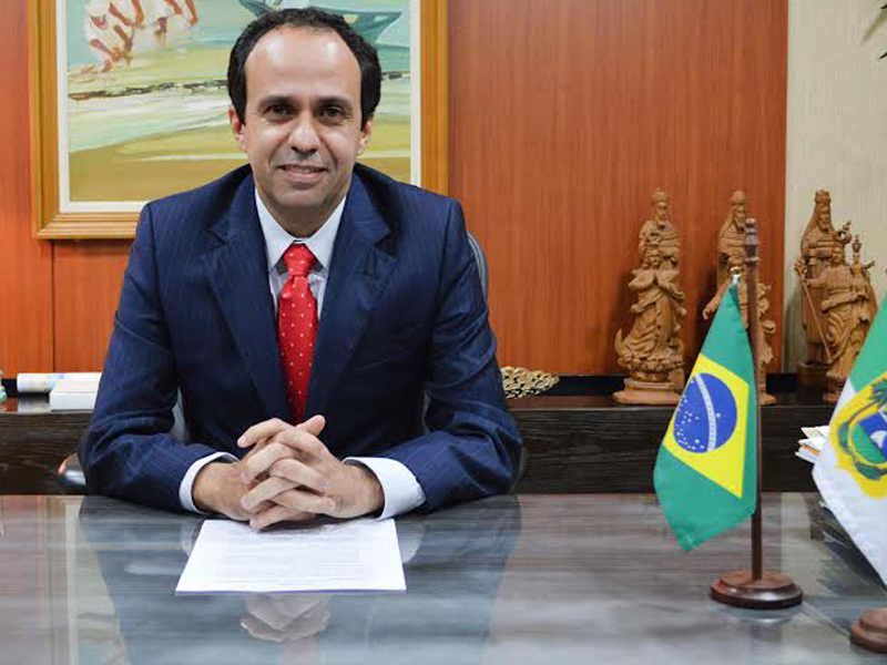 Fabio Dantas assume governo interinamente no RN