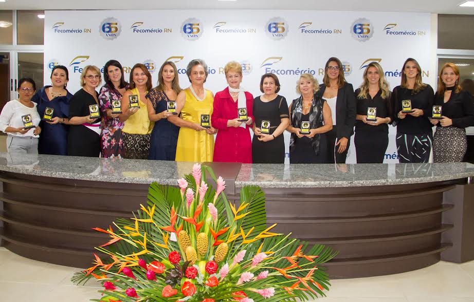 Diretora regional do Sesc recebe prêmio “Mulher Destaque Potiguar”