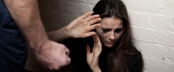 Dia Internacional da Mulher: uma em três brasileiras diz ter sido vítima de violência no último ano, diz Datafolha