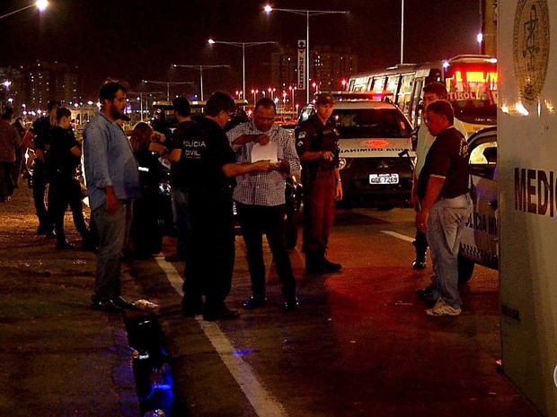 Homem é morto a tiros na frente de shopping em Natal