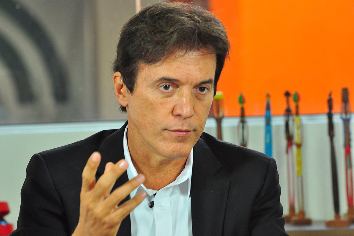 Justiça do RN determina que o governador Robinson Faria corrija monetariamente atraso em vencimentos de servidores