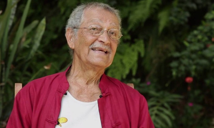 Morre o ator e diretor Nelson Xavier, aos 75 anos; corpo do seu pai será "celebrado e cremado" no Rio