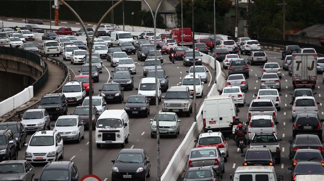 Violência no trânsito fez Brasil perder R$ 146 bi em 2016