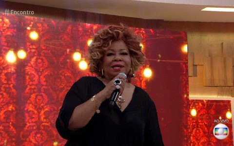 Com alto índice glicêmico, médico diz que Alcione morreria até o Natal