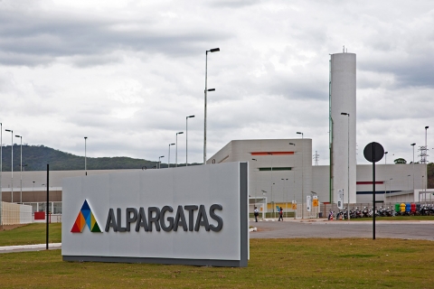 Alpargatas pode ser vendida por até R$ 3,5 bilhões até o fim do mês