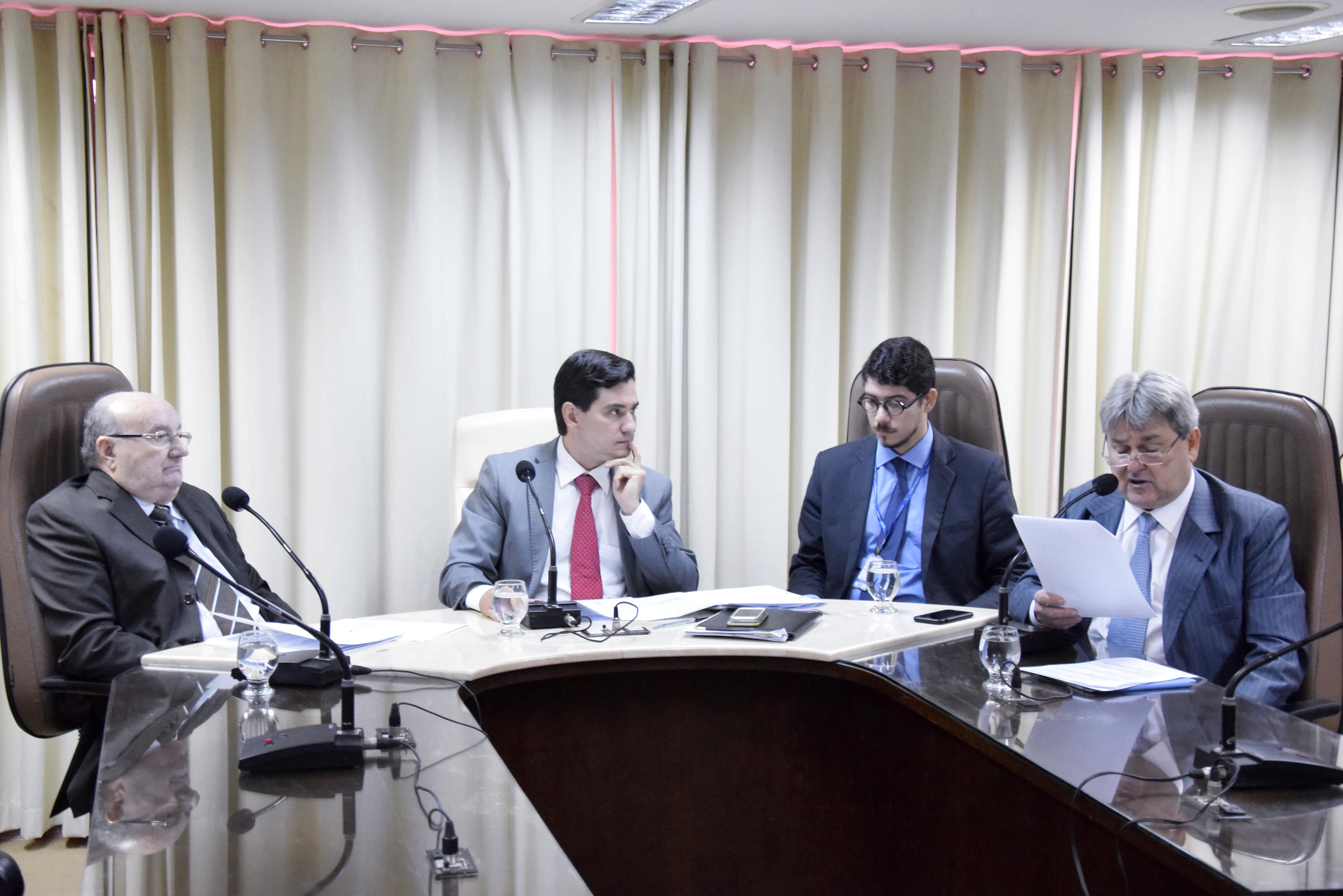 Relator da Lei de Diretrizes Orçamentárias apresenta minuta nesta quinta-feira