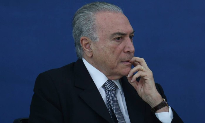 Ibope: 81% dos eleitores defendem que deputados aceitem denúncia contra Temer
