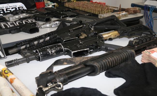 Polícia Civil prende quadrilha com armas e explosivos na grande Natal