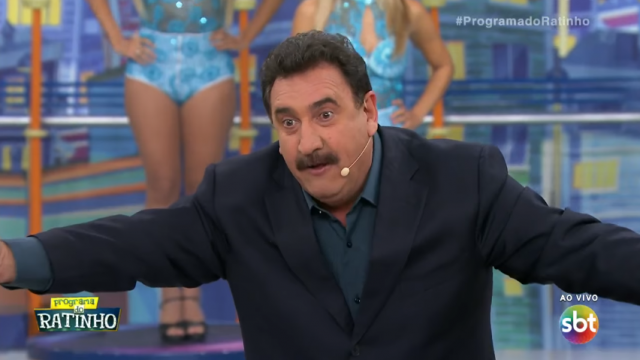 Ratinho faz desabafo, fica nervoso e dispara palavrão ao vivo no SBT