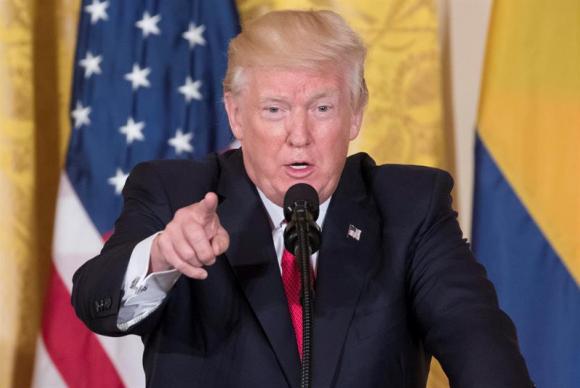 Deportações de imigrantes começarão em 10 cidades no final de semana, afirma Trump