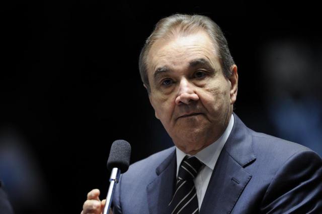 Rosa Weber autoriza PGR a interrogar Agripino Maia em inquérito