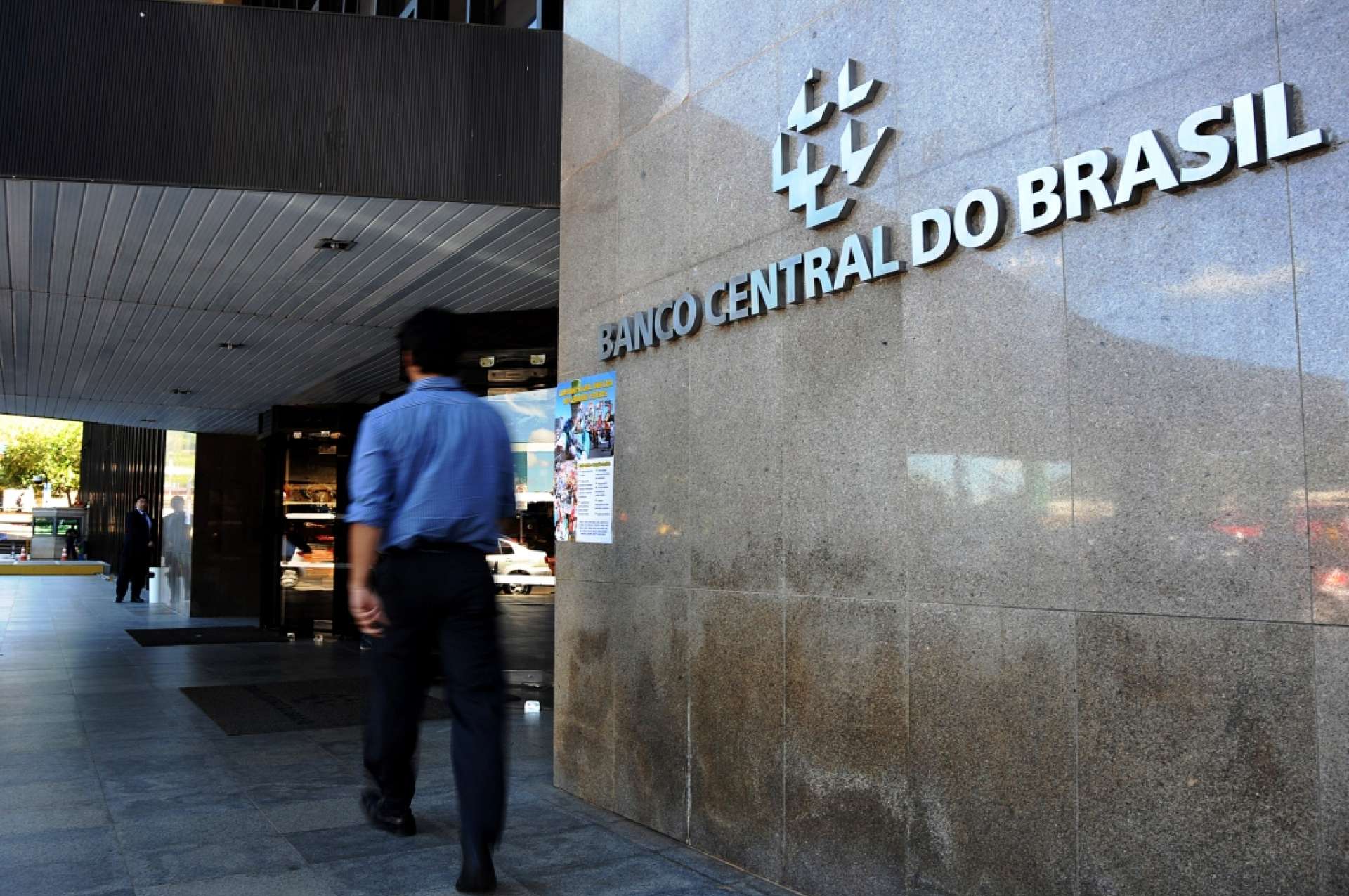 Banco Central define nova taxa básica de juros nesta quarta-feira