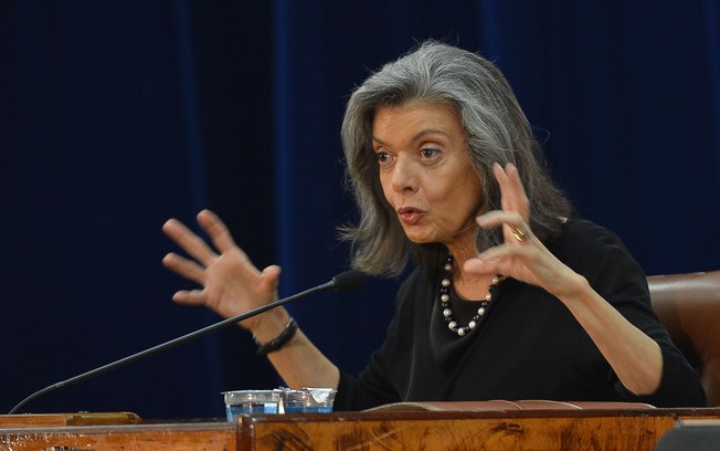 Cármen Lúcia diz que machismo e preconceito sustentam violência contra mulher