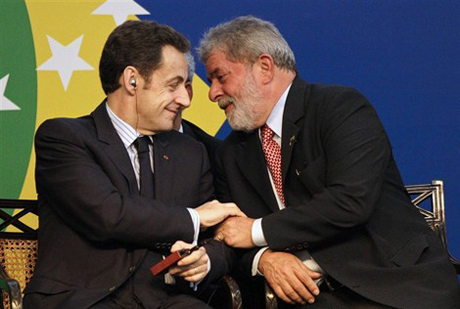 Lula chama ex-presidentes franceses como testemunhas de defesa