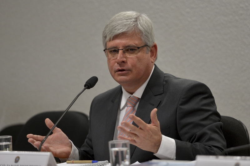 Miller atuou em favor da JBS quando estava na procuradoria, diz Janot