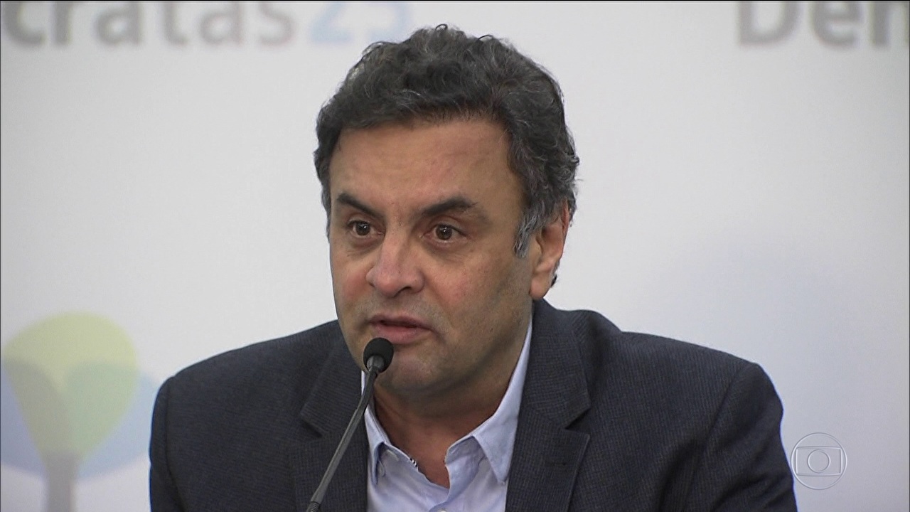Aécio classifica decisão do STF de "agigantamento" do Judiciário