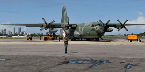Avião da FAB vai resgatar brasileiros em ilha do Caribe atingida por furacão