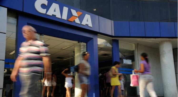 Operação da PF desarticula quadrilha que furtava poupança de clientes da Caixa