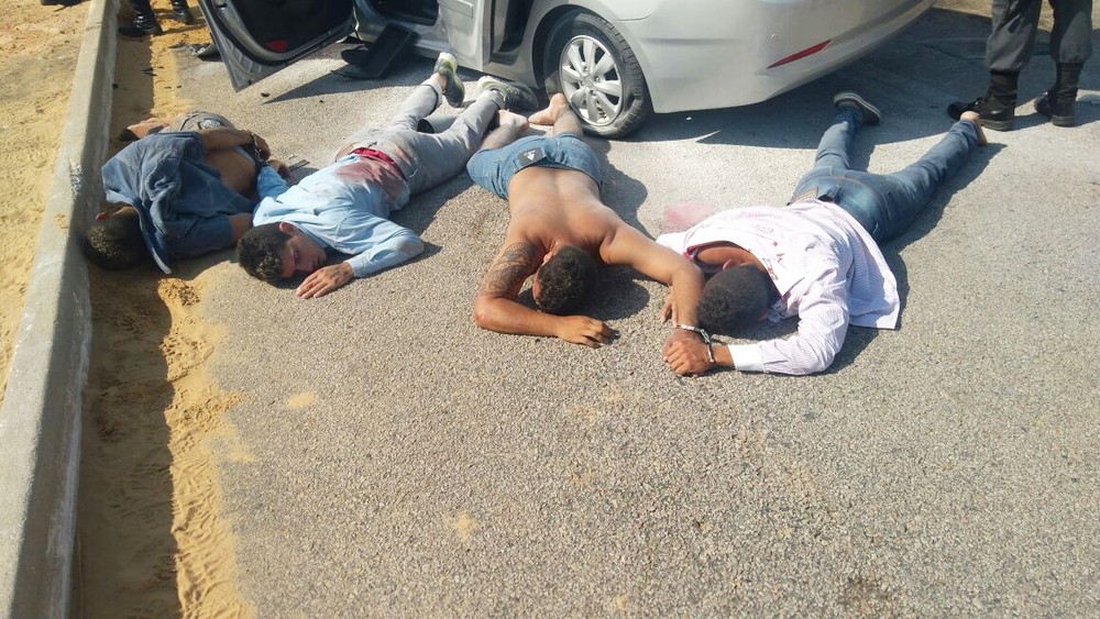Um morre e quatro são presos durante perseguição policial na Via Costeira