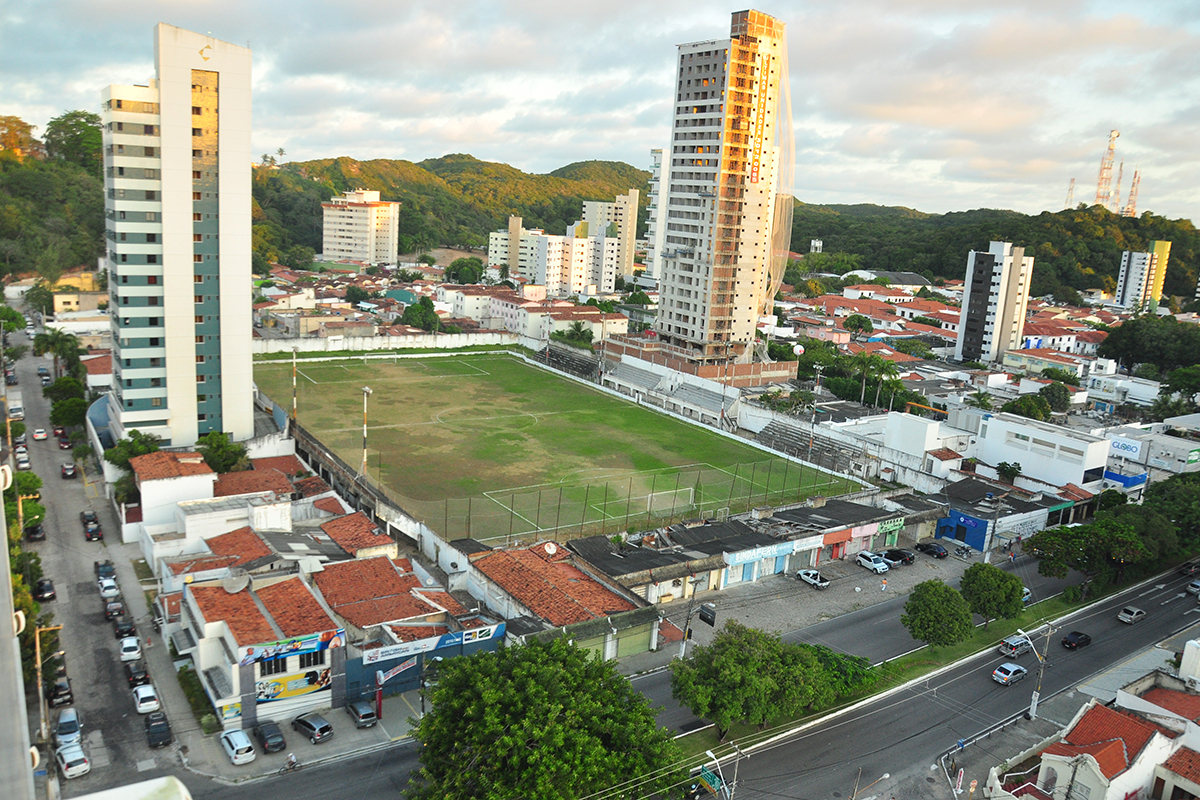 Estádio Juvenal Lamartine: negada retomada de posse ao Estado e FNF mantém atividades