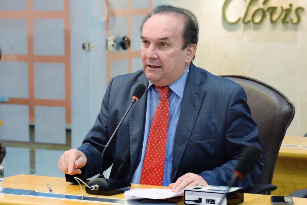 Nelter solicita dessalinizadores de água para comunidades parelhenses