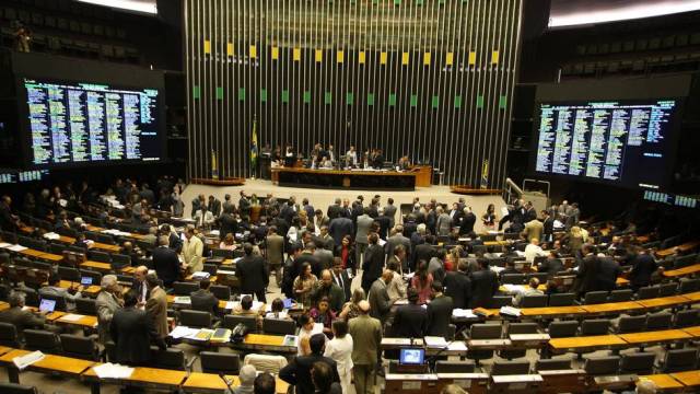 Câmara começa a analisar nesta semana segunda denúncia contra Temer