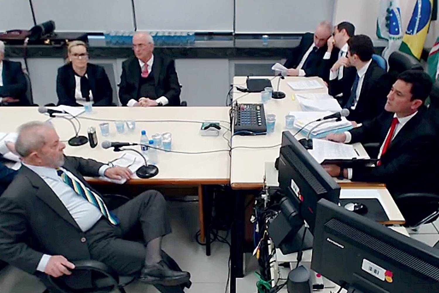 STJ nega suspeição de Moro pedida pela defesa de Lula