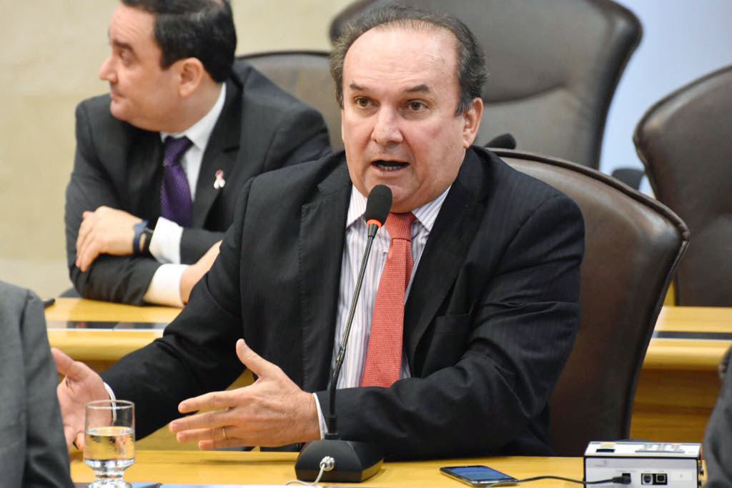 Nélter cobra união política para debater com TRE fechamento de zonas eleitorais