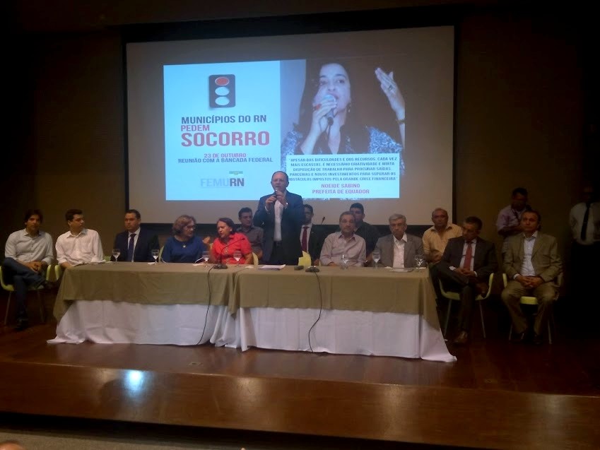 Após reunião da FEMURN, deputados e senadores do RN se comprometem a solicitar ajuda financeira para os municípios