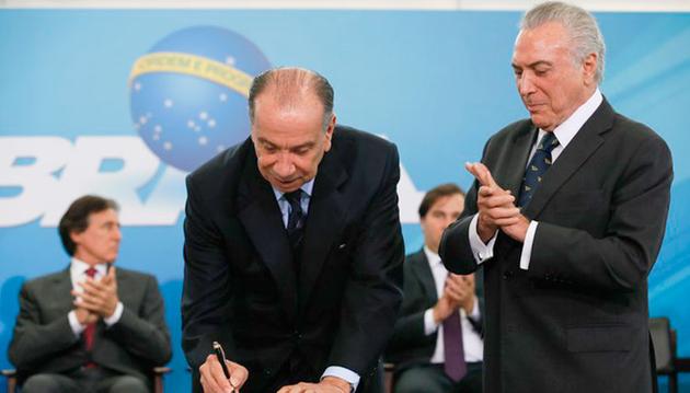 Padilha diz que Aloysio Nunes pode continuar no governo na cota pessoal de Temer