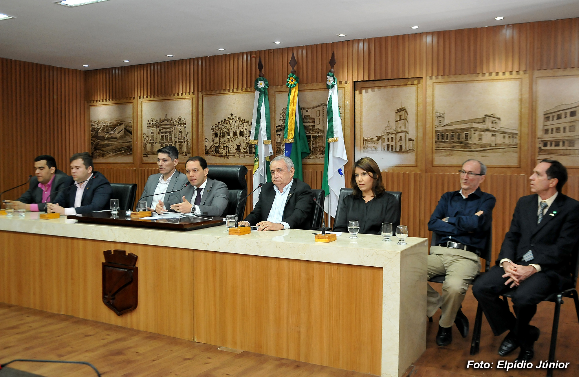 Câmara do Natal recebe empresários para discutir legislações de Natal