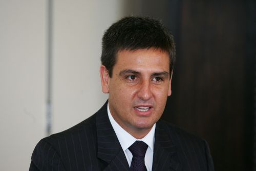 Torquato Jardim empossa novo diretor-geral da Polícia Federal