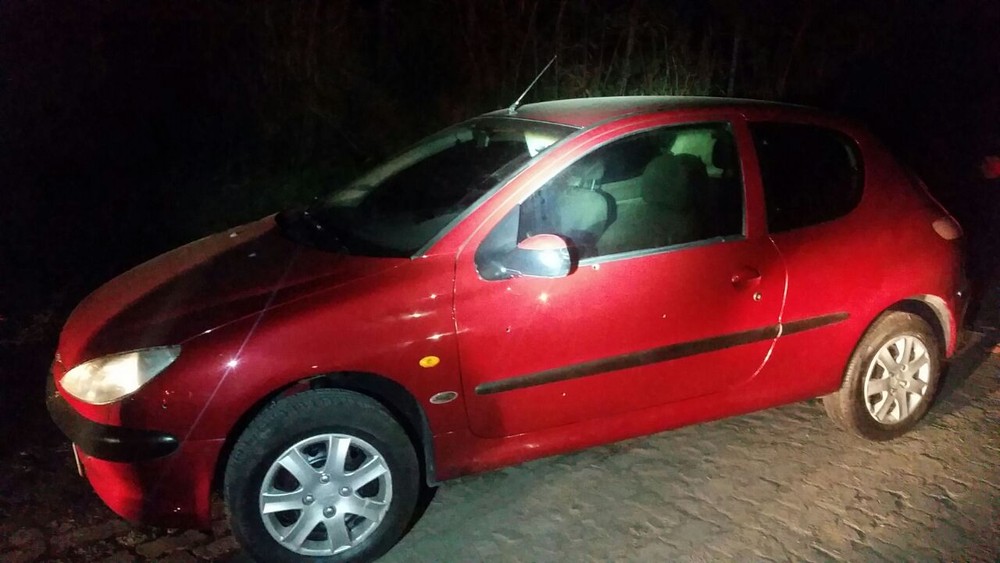 Após tiroteio com assaltantes, PRF recupera carro roubado na Grande Natal