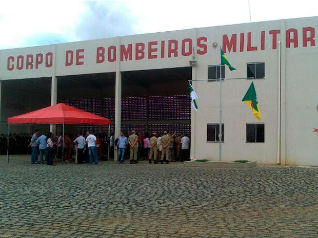 Corpo de Bombeiros lança pedra fundamental para construção do quartel em São Gonçalo
