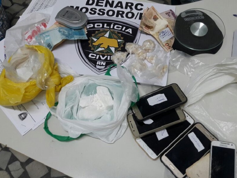 Denarc de Mossoró prende família suspeita por tráfico de drogas