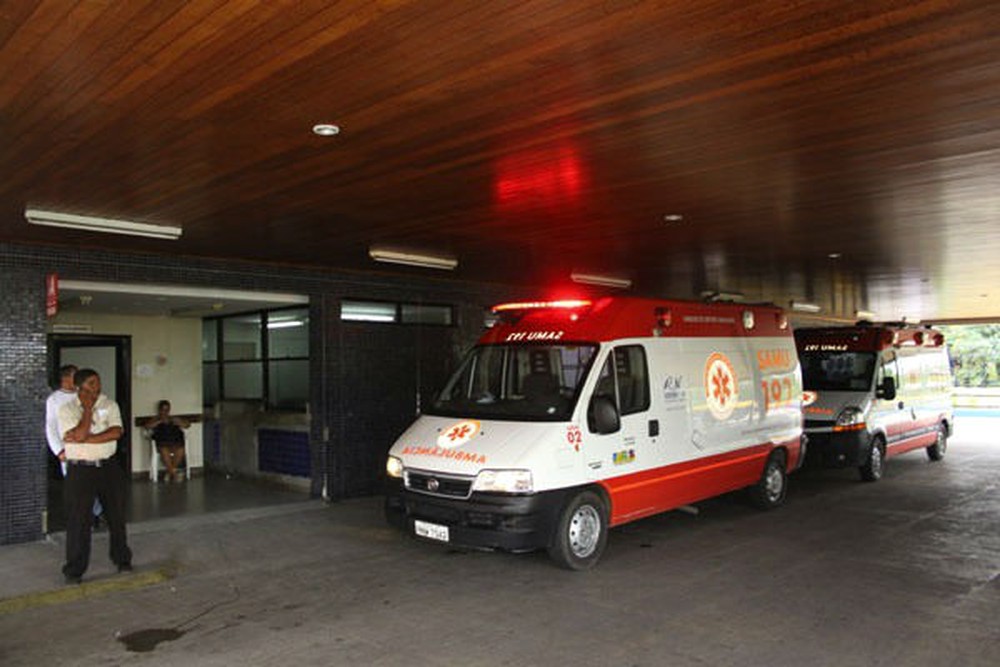 Enfermeiros param e atendimento em centros cirúrgicos de dois hospitais de Natal é suspenso