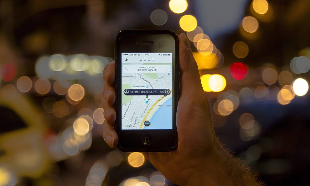 Viagem de Uber vai poder se transformar em milhas Smiles