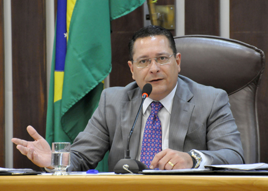 Enquanto continua em alta a "bolsa de aposta" em torno da candidatura de Ezequiel Ferreira ao governo, Fábio Dantas se resguarda como "plano B"
