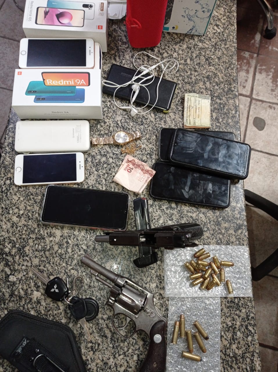 PRF prende quarto homens por roubo e porte ilegal de armas em Mossoró