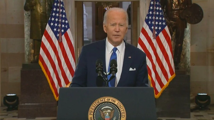 Biden chama Putin de 'criminoso de guerra' e Kremlin rebate