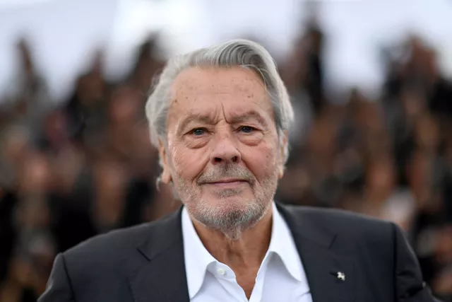 Ícone do cinema, Alain Delon pede a filho que providencie sua eutanásia