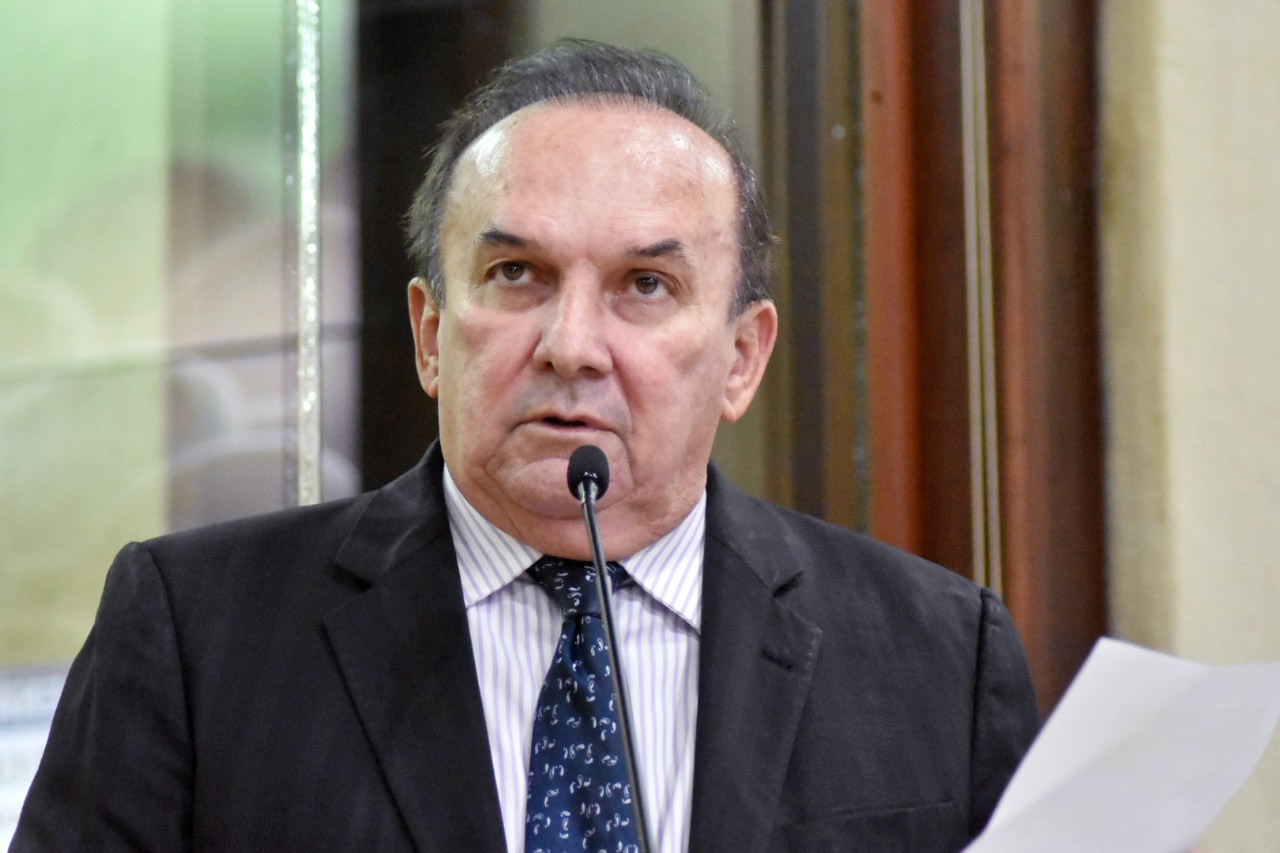 Deputado lembra último ano da gestão Fátima: "Ela não fez nada e agora está correndo contra o tempo, mas não sai do papel"