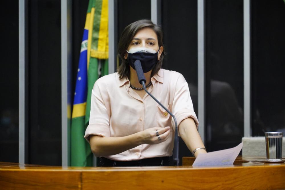 Deputada Natália Bonavides denuncia Ministro da Educação no MPF por negociar verbas do MEC