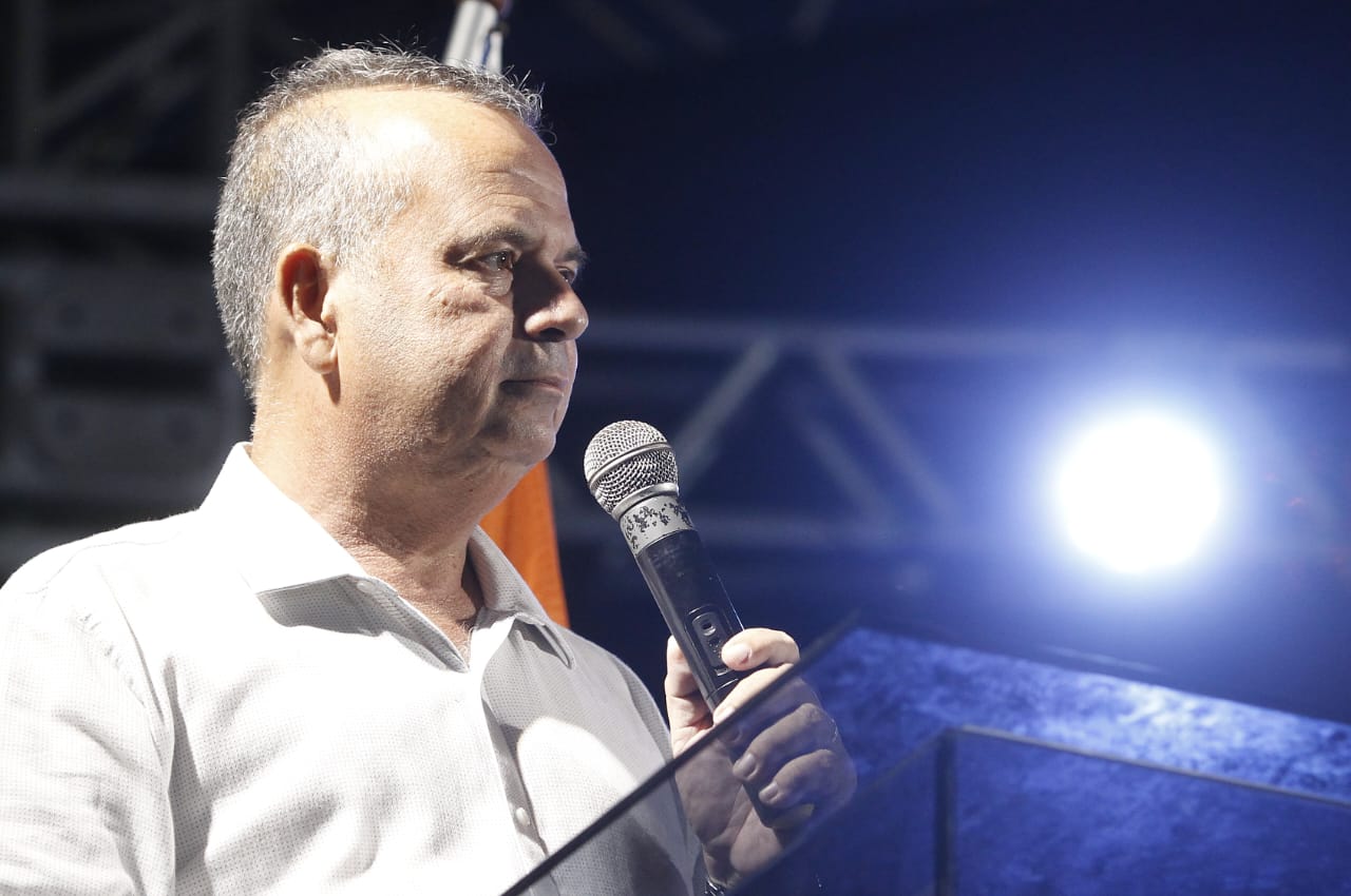 "PT gastou meio trilhão de reais na Venezuela e Cuba, mas não trouxe água ao Nordeste", observa Rogério Marinho