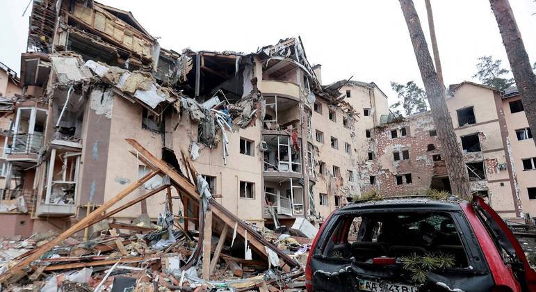 Ucrânia divulga balanço: Rússia destruiu 400 escolas e 110 hospitais; 150 crianças morreram