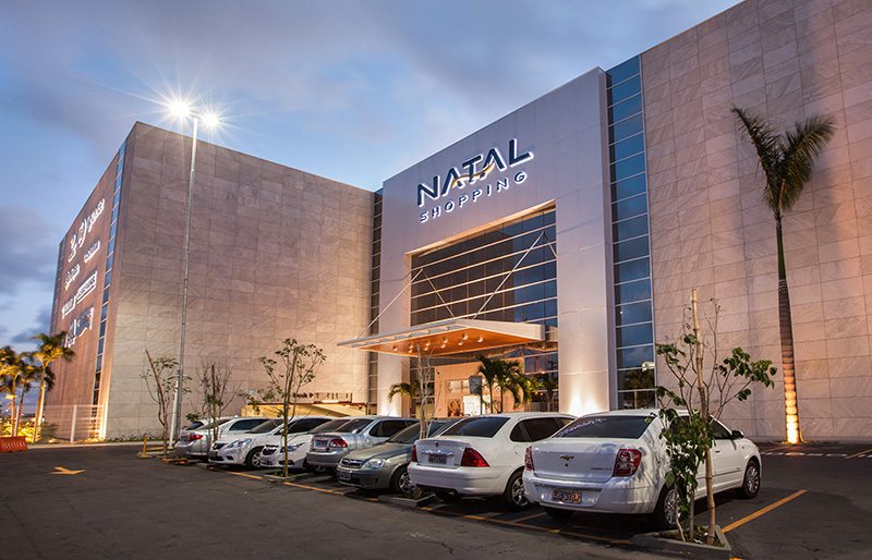 Vítimas denúnciam assalto no estacionamento do Natal Shopping